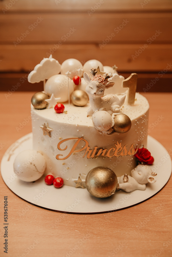 Festive cake for the first birthday Festive cake for the first birthday