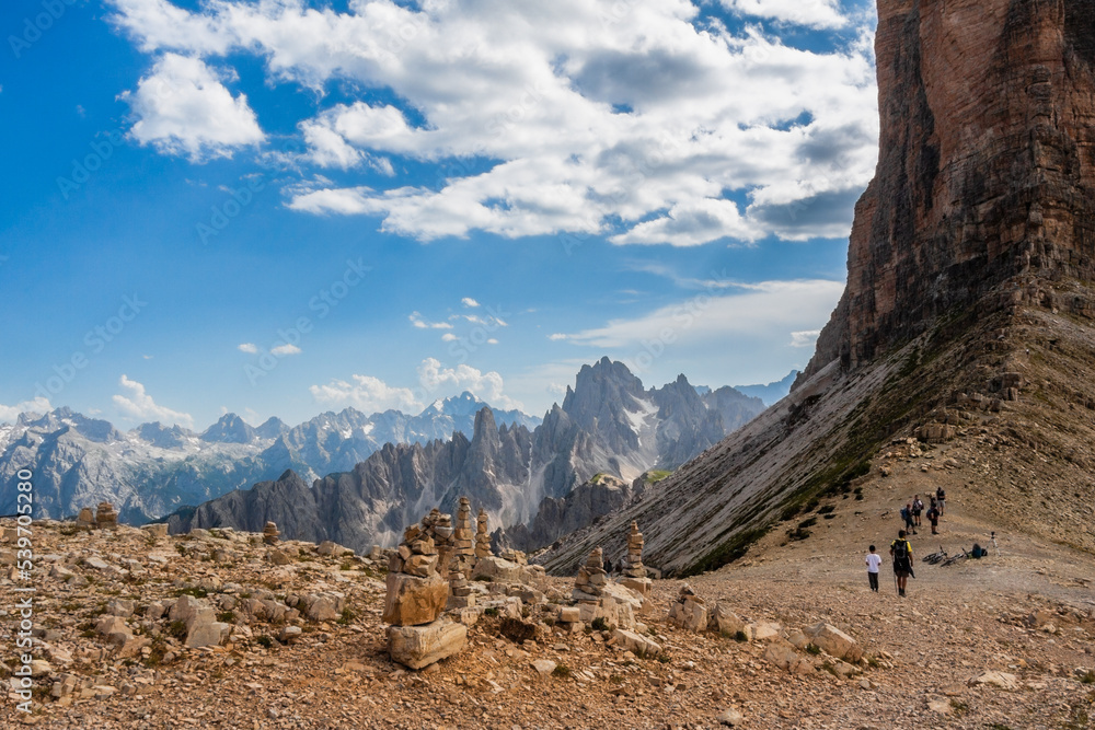 panorama góry Dolomity lato