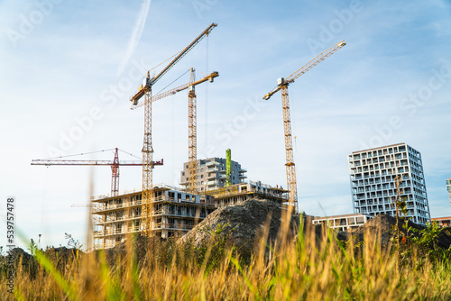 Canvas Print building under construction