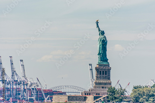 Fotos de la estatua de la libertad, desde el ferry que conduce a Liberty Island.