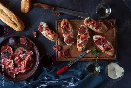 Fotobehang spanish appetizers with wine