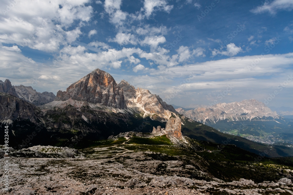 panorama góry dolomity lato