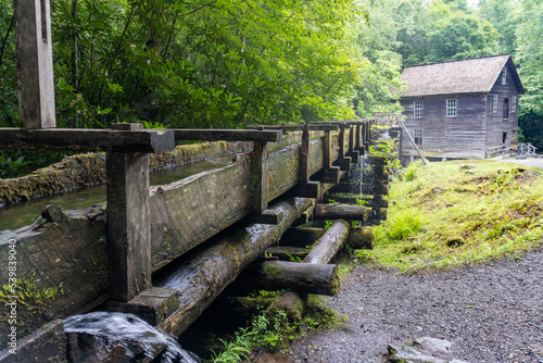 Obraz na plátně Mingus Mill at Great Smoky Mountains National Park