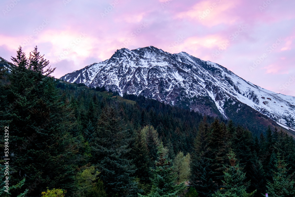Obraz premium sunrise in the mountains