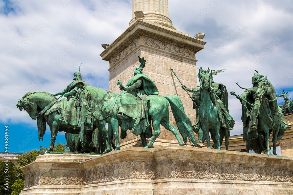 Obraz premium Millennium Monument in Budapest
