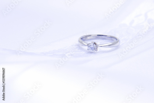 幸せの婚約指輪・ジュエリー・宝石