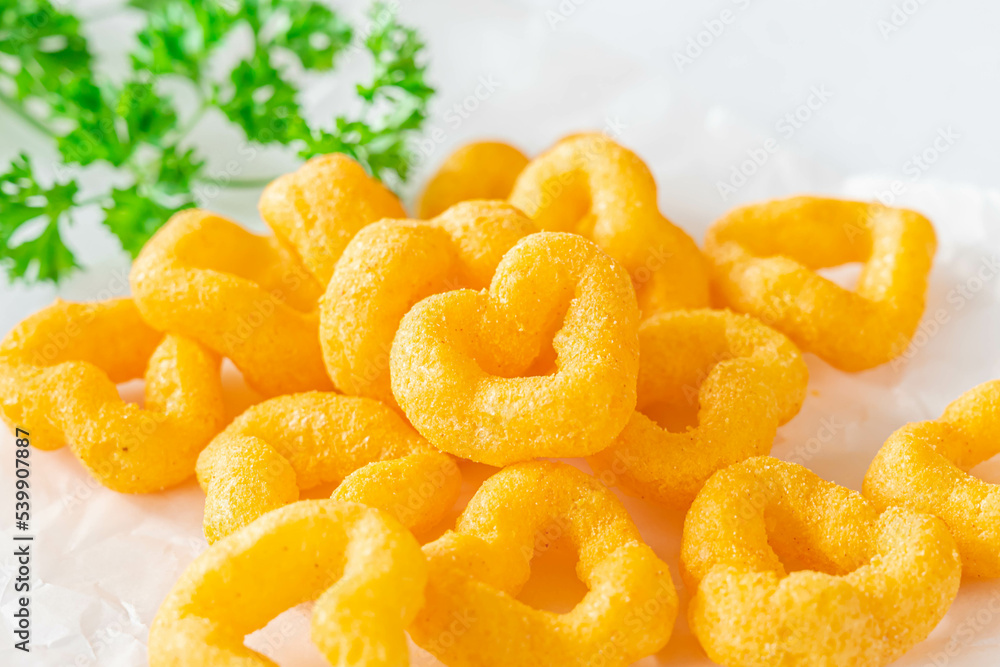 ハート型のチーズ味スナック菓子 ハート型のチーズ味スナック菓子