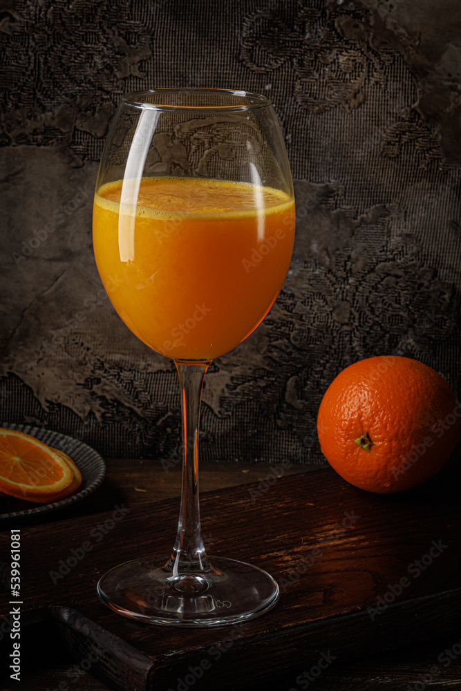 Fresh orange juice 