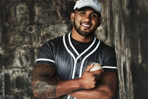 Tableau sur toile Baseball player, baseball and man athlete, fitness and team uniform with smile in portrait