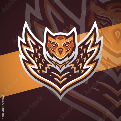Owl Mascot E-Sport Logo Vector Illustration