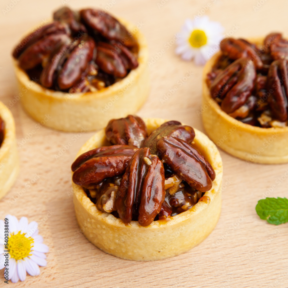 Pecan caramel mini tart