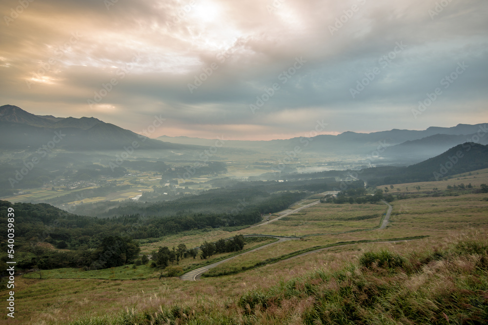 Naklejka premium 阿蘇の風景