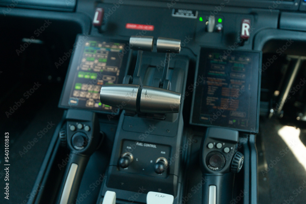 jet engine command jet engine command