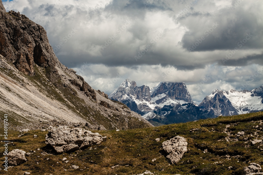 krajobraz górski Dolomity
