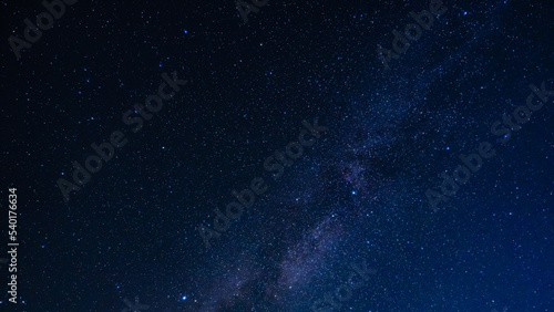 オリオン座流星群を待つ秋の夜空の星