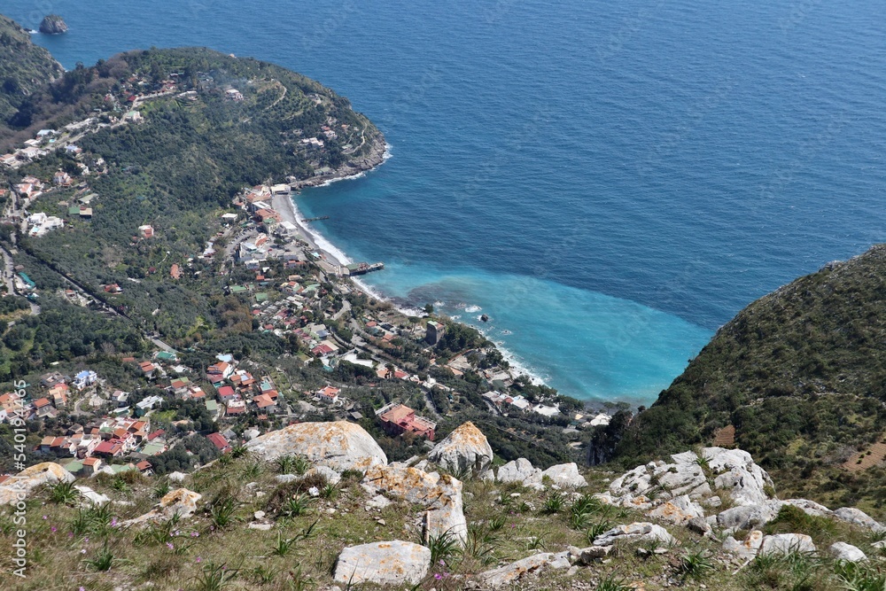 Massa Lubrense - Marina del Cantone dalla cima di Monte Costanzo