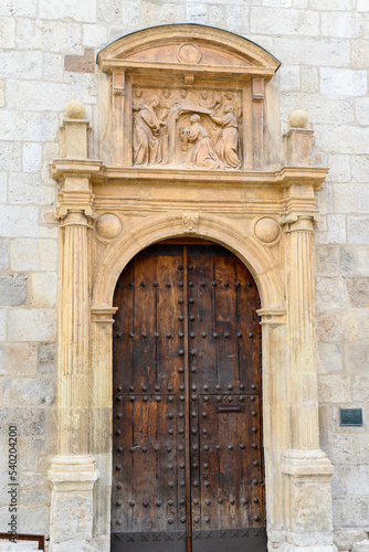 Door of the university de San Ildefonso in Alcala de Henares, Madrid, Spain © SILVIA