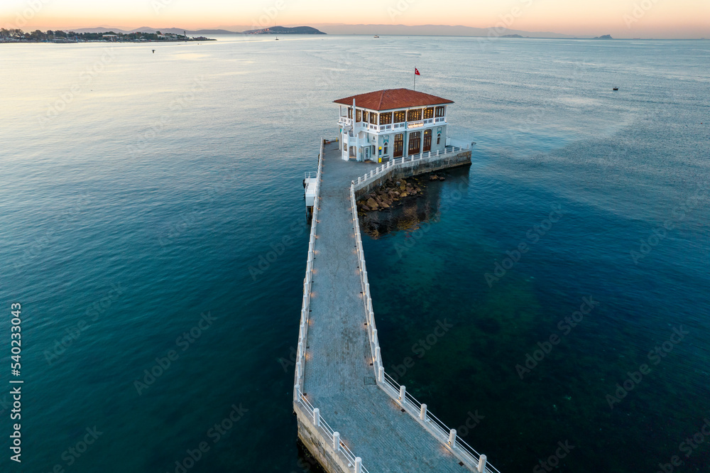 Naklejka premium Historical Moda Pier. Moda neighbourhood of Kadikoy, Istanbul, Turkey. Beautiful aerial view. Drone shot.