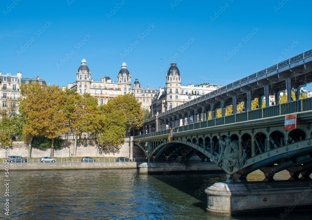 Le viaduct de Passy, Paris, France