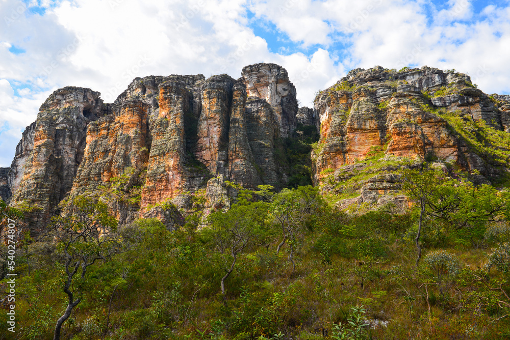 Rugged cliffs and cerrado vegetation on the entrance to the Cânion do Funil canyon, Presidente Kubitschek, Minas Gerais state, Brazil