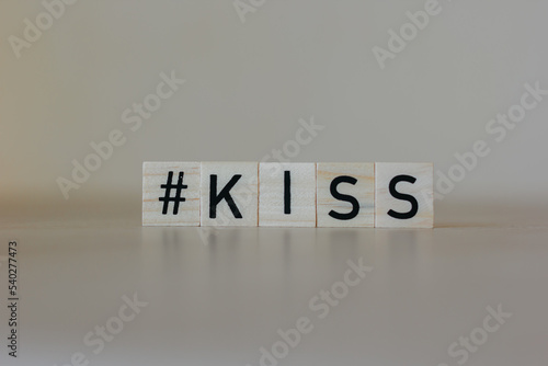 kiss