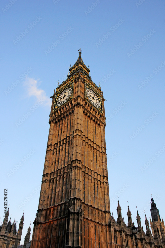Big Ben and the Houses of Parliament, Westminster, London, England Big Ben and the Houses of Parliament, Westminster, London, England