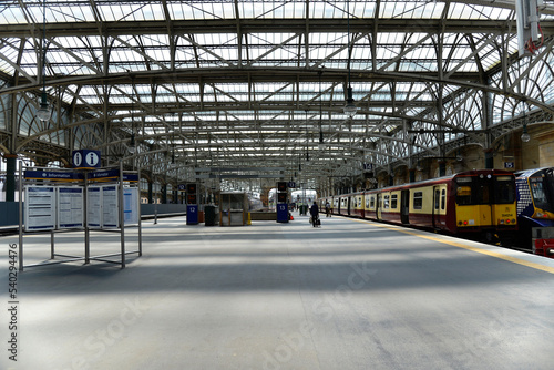 Gleishalle, Hauptbahnhof, Glasgow, Schottland, Großbritannien
