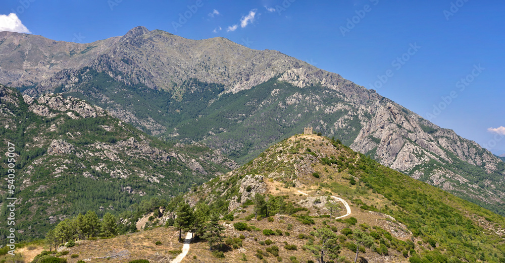 Obraz premium Beautiful mountain landscape with Fort of Pasciola in Central Corsica, France