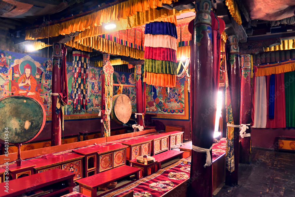 インド最北の秘境、ラダック地方マト僧院の内部
