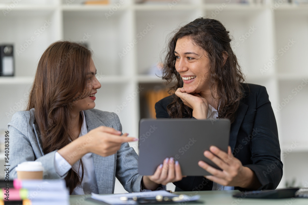 Business advisers are gathering to assess and debate the issue as it appears on the financial report. Financial counselor, investment consultant, and accounting concept Business advisers are gathering to assess and debate the issue as it appears on the financial report. Financial counselor, investment consultant, and accounting concept