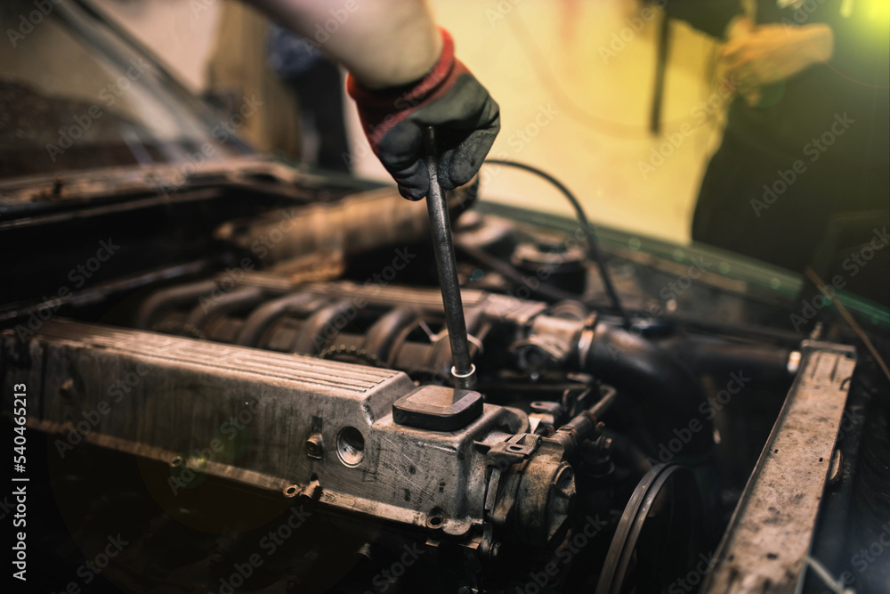 car engine repair and maintenance, valve cover unscrewing car engine repair and maintenance, valve cover unscrewing