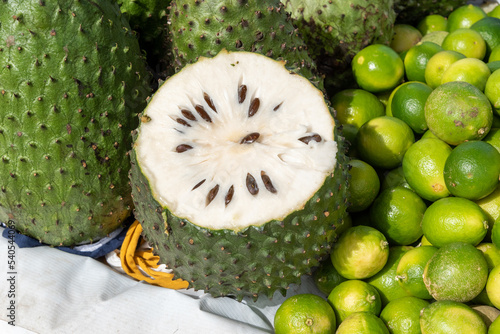 Photos Sale of soursop in an agricultural market in a town in Colombia.