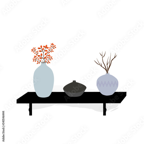 Repisa con tres floreros.