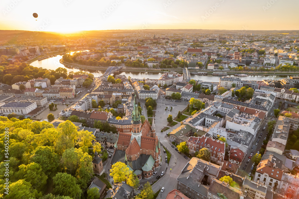 Obraz premium Cityscape of Krakow at sunset, Poland