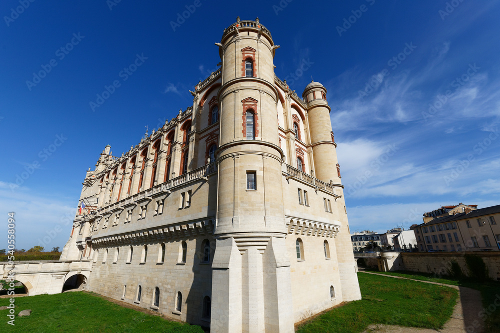 Saint-Germain-en-Laye castle based around 13 miles west of Paris. It was fortified hunting-lodge. Saint-Germain-en-Laye .