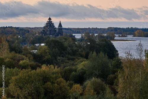 Church of the Transfiguration of the Lord in the autumn morning on the island of Kizhi © NCKAHDEP