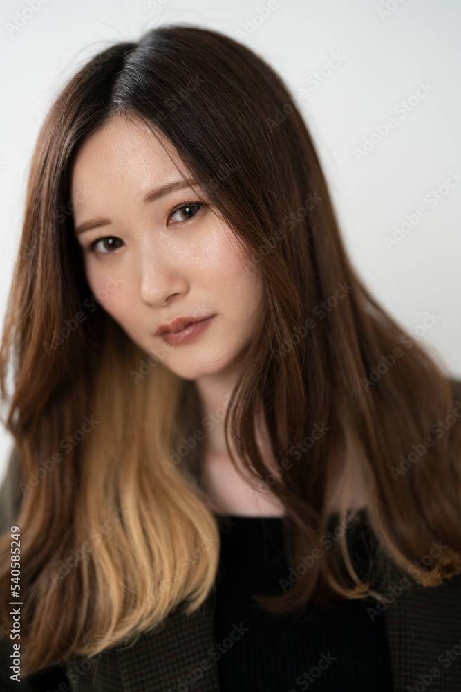 クールな女性 クールな女性