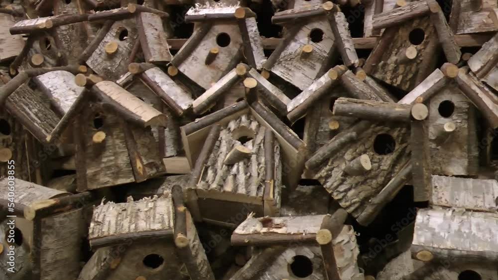 A store selling nesting boxes for birds
central street in Bar Harbor, Maine, USA, 2021
A store selling nesting boxes for birds
central street in Bar Harbor, Maine, USA, 2021