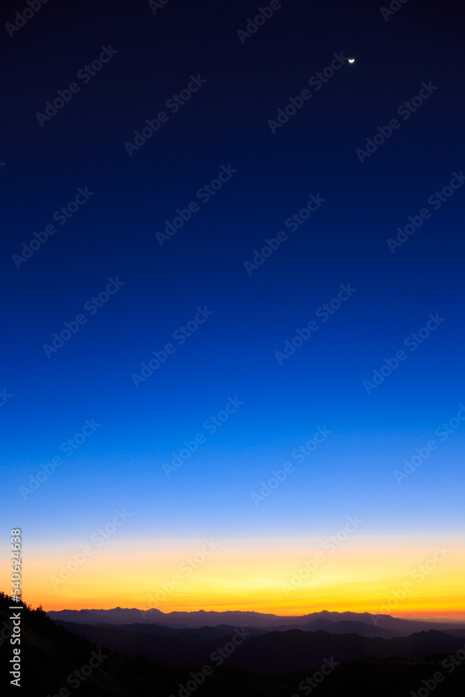 Obraz premium sunrise over the mountains