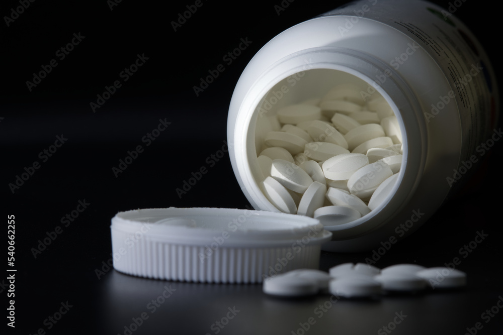 Tablets containing iodine Sodium iodide and Potassium iodide for use in