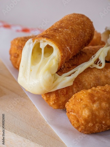 Dedos de queso fritos