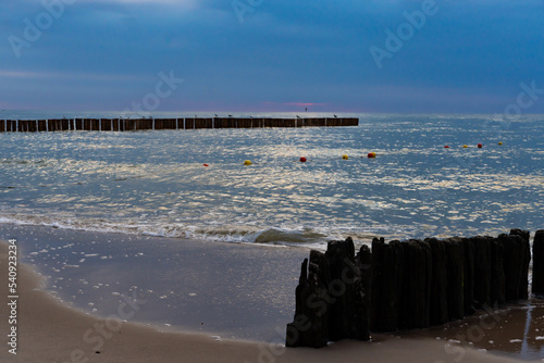 Obraz na płótnie Beach - sunset in Mielno by the sea.
Summer 2022 w salonie