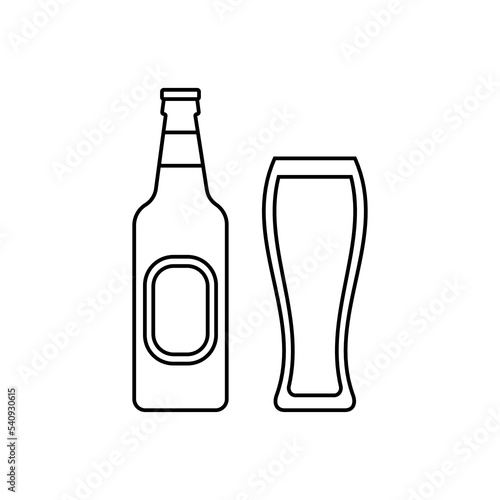 Beer bottle and glass. Linear icons beverages. Outline black alcoholic drinks with wineglasses isolated on white background. Thin line objects in flat design. Vector illustration.