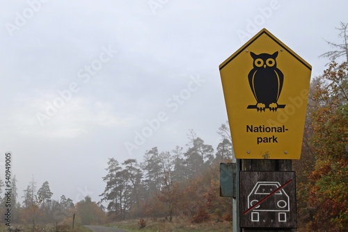 Nationalparkschild, Verbot für PKW photo