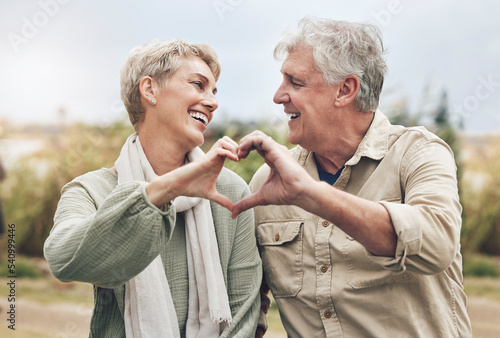 Obraz na płótnie Love, heart sign and senior couple with marriage happiness, healthy and wellness lifestyle in countryside