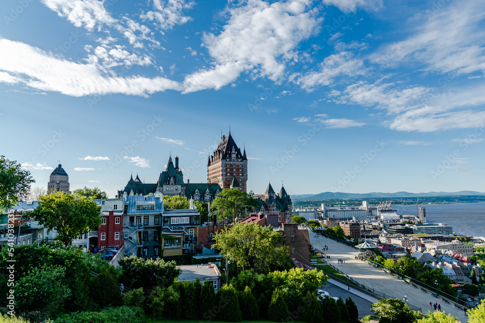 Obraz premium Chateau Frontenac and the St. Lawrence River, Quebec City, Quebec, Canada