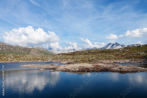 Panoramic view of lake in mountains