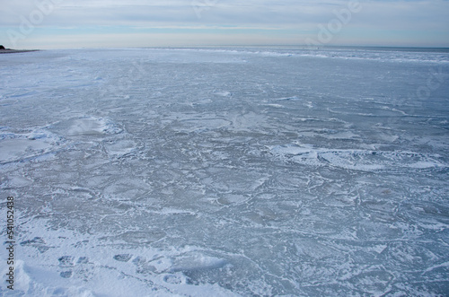 frozen sea in winter © U915 Figurines