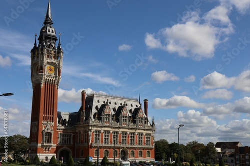 La mairie et le beffroi, vus de l'extérieur, ville de Calais, département du Pas de Calais, France