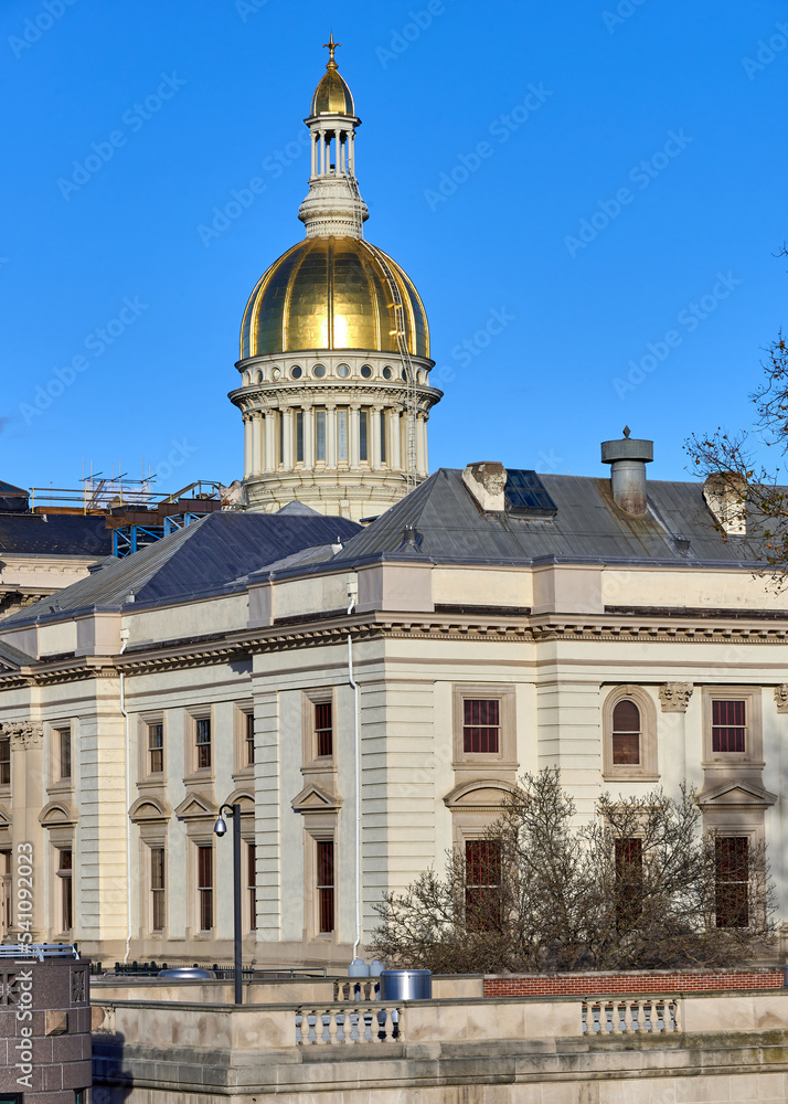 The NJ State House and gilded dome in Trenton, NJ
